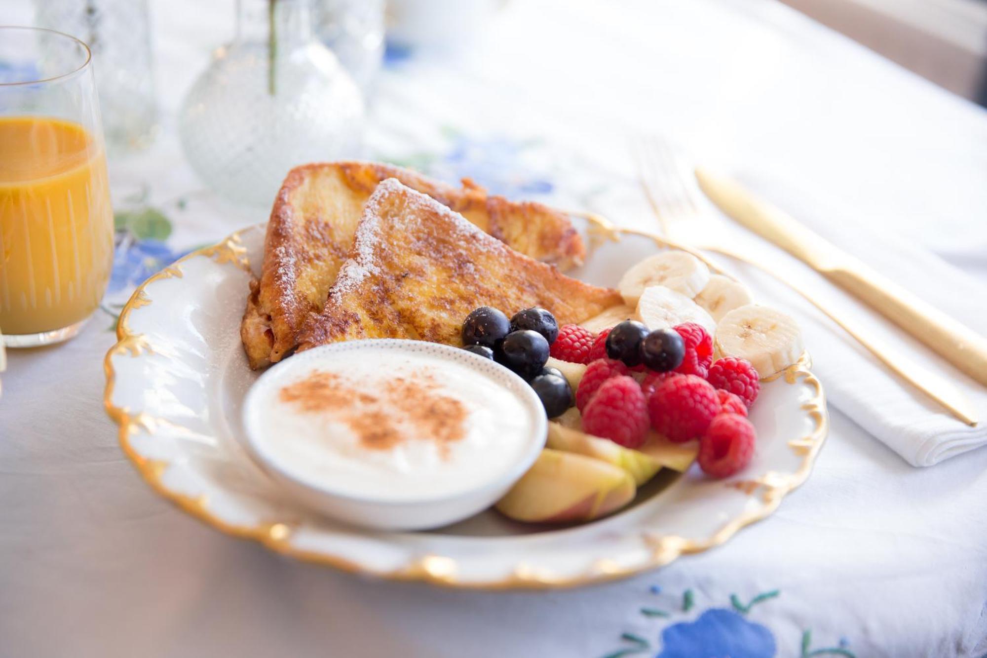 Marinela's Couette-café *
